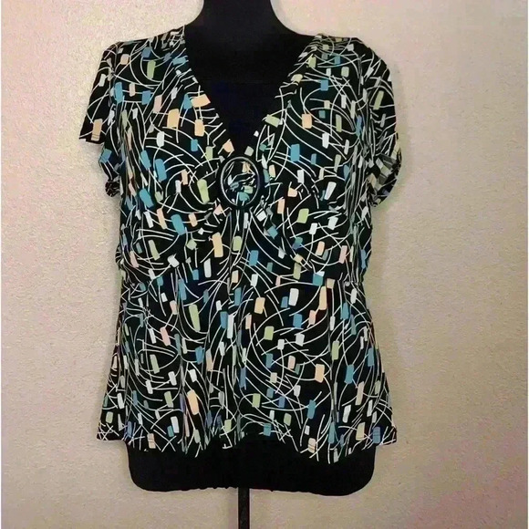 Briggs New‎ York women’s black v-neck  geometric print stretch blouse sz XL - Picture 1 of 6